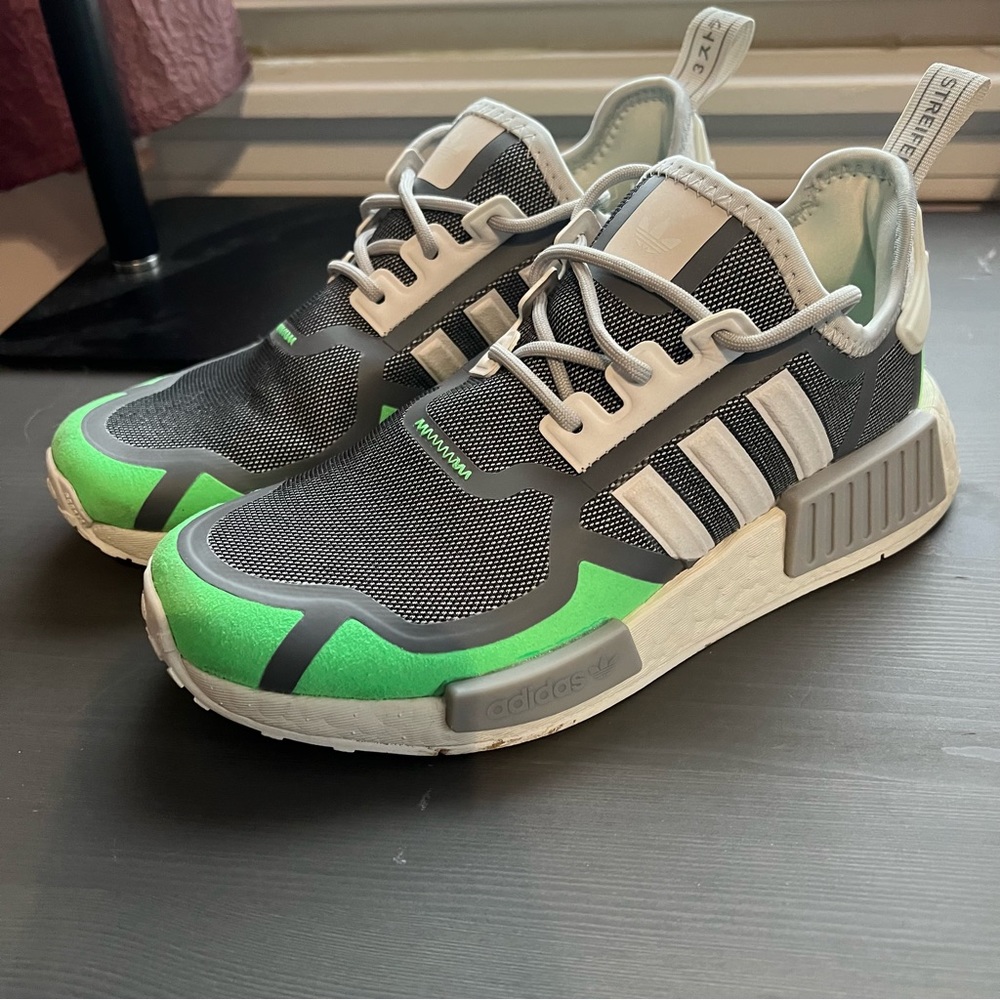 Excellent condition Adidas NMD sneakers